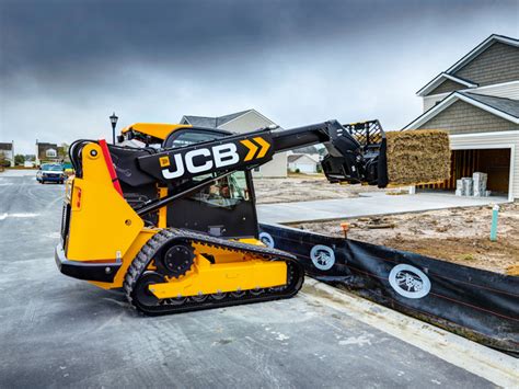 compact track loader decorah uowa|2025 JCB 3TS.